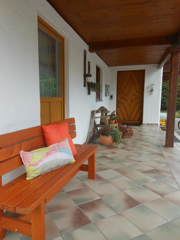 Haus Rieder Apartamento Pfarrwerfen Exterior foto