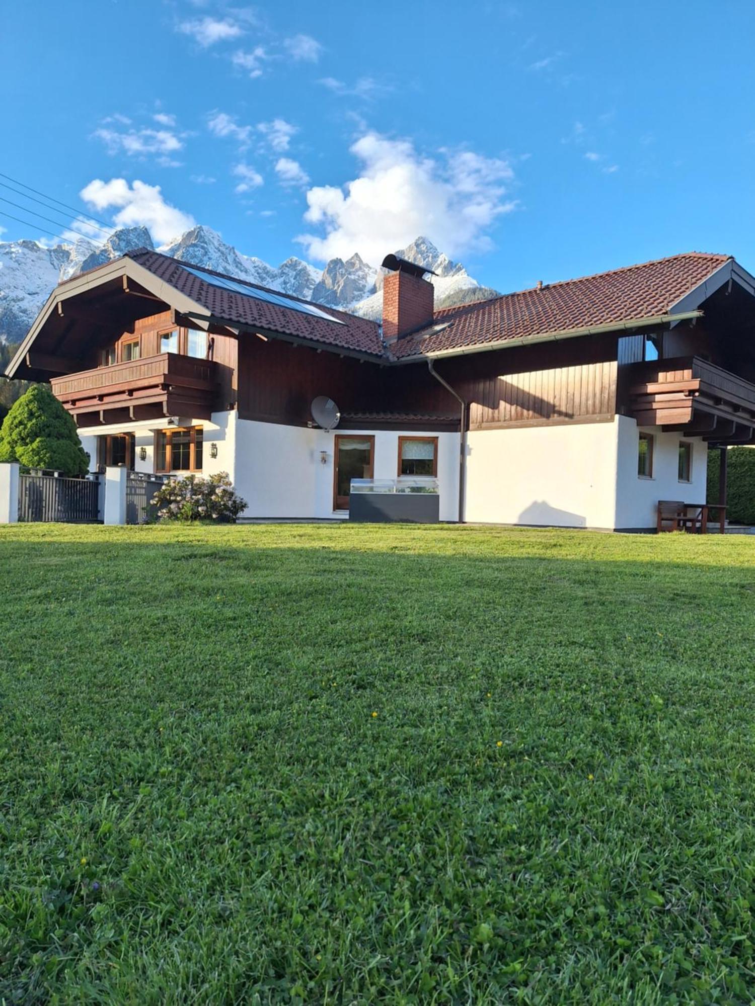 Haus Rieder Apartamento Pfarrwerfen Exterior foto